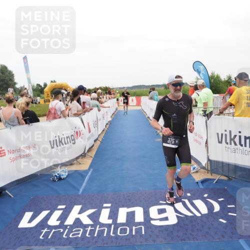 22.06.2025 - Viking Triathlon MichiJ http://msf.ph/oto/8128722 22.06.2025 15:27:10 Ziel 370, 375 meine-sportfotos.de