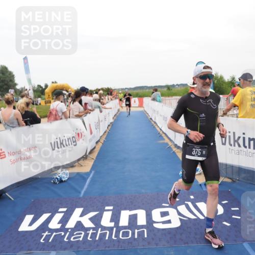 22.06.2025 - Viking Triathlon MichiJ http://msf.ph/oto/8128728 22.06.2025 15:27:10 Ziel 370, 375 meine-sportfotos.de
