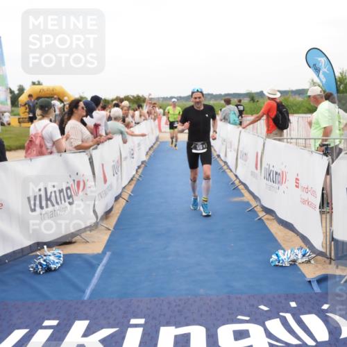 22.06.2025 - Viking Triathlon MichiJ http://msf.ph/oto/8128775 22.06.2025 15:27:14 Ziel 370, 507 meine-sportfotos.de