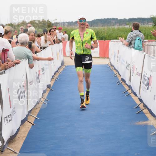 22.06.2025 - Viking Triathlon MichiJ http://msf.ph/oto/8128812 22.06.2025 15:27:17 Ziel 370, 383, 507 meine-sportfotos.de