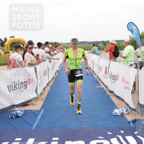 22.06.2025 - Viking Triathlon MichiJ http://msf.ph/oto/8128865 22.06.2025 15:27:19 Ziel 370, 383, 507 meine-sportfotos.de