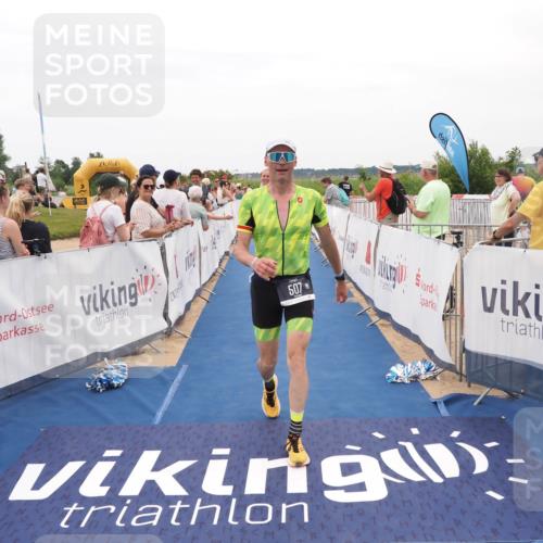 22.06.2025 - Viking Triathlon MichiJ http://msf.ph/oto/8128889 22.06.2025 15:27:20 Ziel 110, 383, 507 meine-sportfotos.de