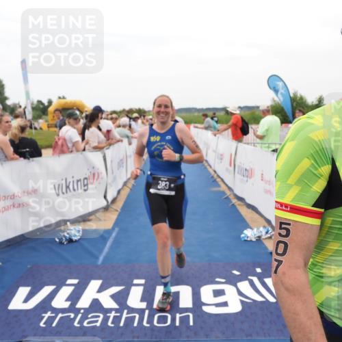 22.06.2025 - Viking Triathlon MichiJ http://msf.ph/oto/8128910 22.06.2025 15:27:22 Ziel 110, 383, 507 meine-sportfotos.de