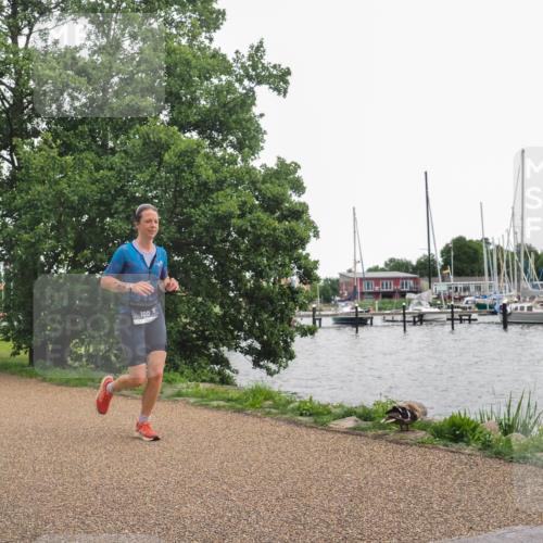 22.06.2025 - Viking Triathlon KatJ http://msf.ph/oto/8128925 22.06.2025 15:39:18 Laufen 166 meine-sportfotos.de