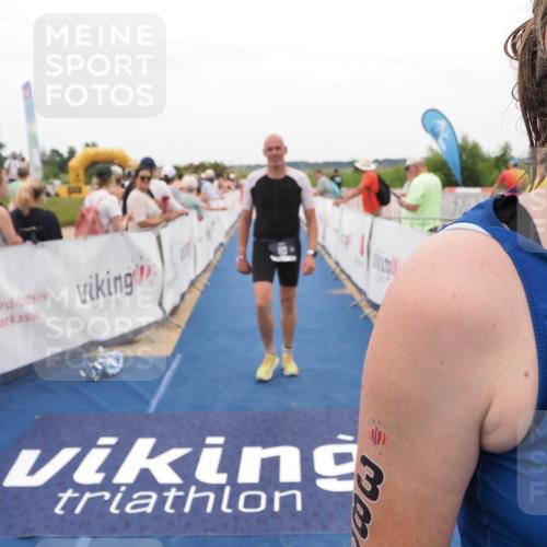 22.06.2025 - Viking Triathlon MichiJ http://msf.ph/oto/8128937 22.06.2025 15:27:24 Ziel 110, 383, 507 meine-sportfotos.de