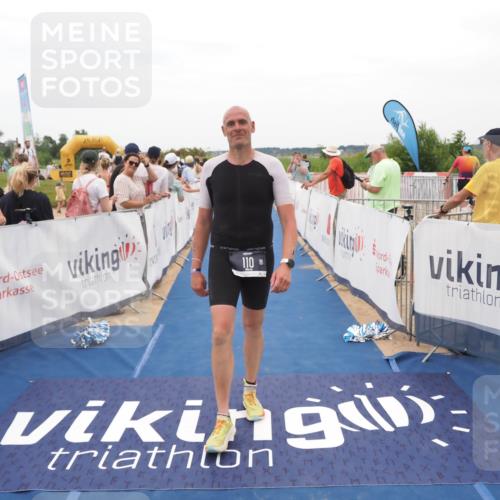 22.06.2025 - Viking Triathlon MichiJ http://msf.ph/oto/8128966 22.06.2025 15:27:26 Ziel 110, 383, 513 meine-sportfotos.de