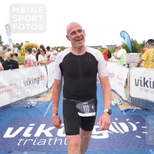 22.06.2025 - Viking Triathlon MichiJ http://msf.ph/oto/8128972 22.06.2025 15:27:27 Ziel 110, 383, 487, 513 meine-sportfotos.de