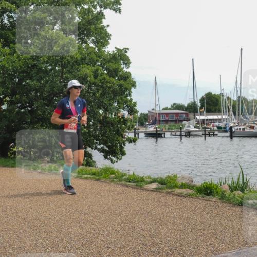 22.06.2025 - Viking Triathlon KatJ http://msf.ph/oto/8128973 22.06.2025 13:55:04 Laufen 649 meine-sportfotos.de