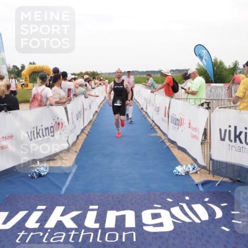 22.06.2025 - Viking Triathlon MichiJ http://msf.ph/oto/8129022 22.06.2025 15:27:32 Ziel 487, 513 meine-sportfotos.de