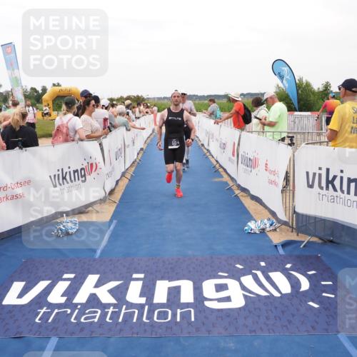 22.06.2025 - Viking Triathlon MichiJ http://msf.ph/oto/8129032 22.06.2025 15:27:32 Ziel 487, 513 meine-sportfotos.de