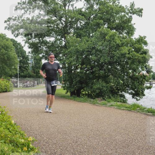 22.06.2025 - Viking Triathlon KatJ http://msf.ph/oto/8129041 22.06.2025 15:40:18 Laufen 51 meine-sportfotos.de