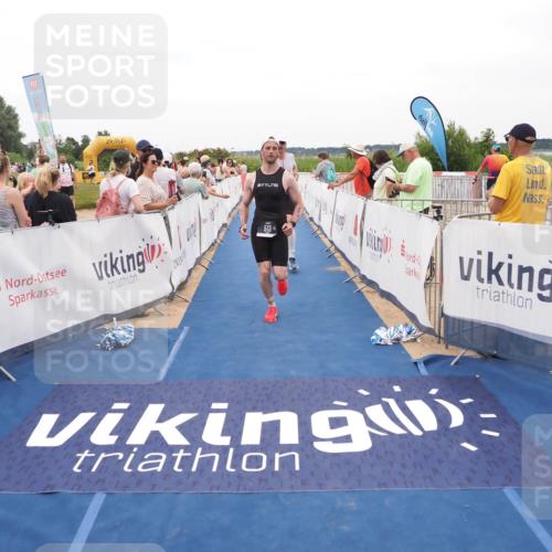 22.06.2025 - Viking Triathlon MichiJ http://msf.ph/oto/8129042 22.06.2025 15:27:32 Ziel 487, 513 meine-sportfotos.de