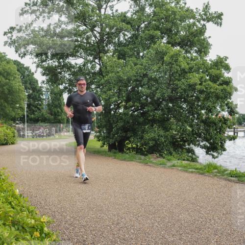 22.06.2025 - Viking Triathlon KatJ http://msf.ph/oto/8129048 22.06.2025 15:40:18 Laufen 51 meine-sportfotos.de