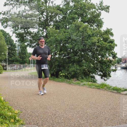 22.06.2025 - Viking Triathlon KatJ http://msf.ph/oto/8129054 22.06.2025 15:40:19 Laufen 51 meine-sportfotos.de