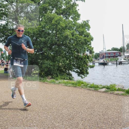22.06.2025 - Viking Triathlon KatJ http://msf.ph/oto/8129058 22.06.2025 13:55:15 Laufen 24 meine-sportfotos.de