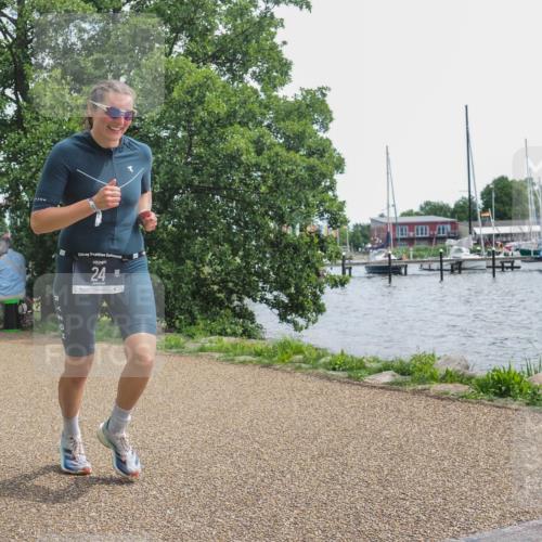 22.06.2025 - Viking Triathlon KatJ http://msf.ph/oto/8129063 22.06.2025 13:55:15 Laufen 24 meine-sportfotos.de