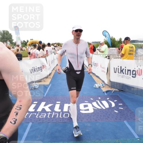 22.06.2025 - Viking Triathlon MichiJ http://msf.ph/oto/8129096 22.06.2025 15:27:34 Ziel 487, 513 meine-sportfotos.de