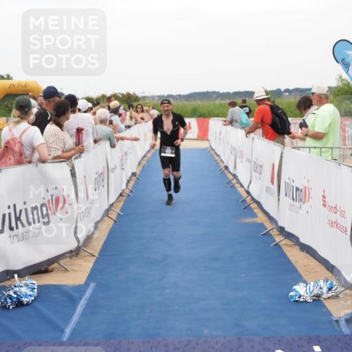 22.06.2025 - Viking Triathlon MichiJ http://msf.ph/oto/8129147 22.06.2025 15:27:45 Ziel 419 meine-sportfotos.de