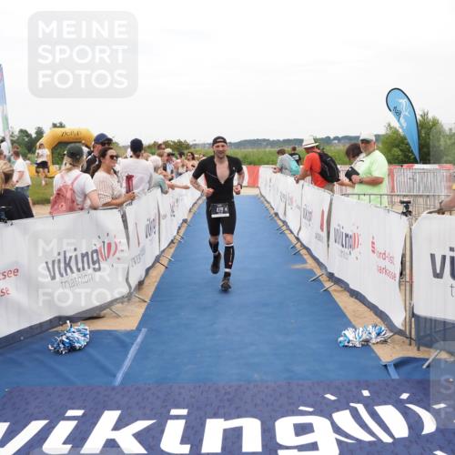 22.06.2025 - Viking Triathlon MichiJ http://msf.ph/oto/8129173 22.06.2025 15:27:46 Ziel 419 meine-sportfotos.de