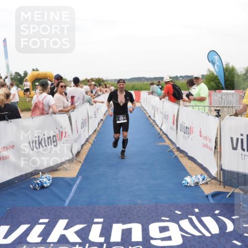 22.06.2025 - Viking Triathlon MichiJ http://msf.ph/oto/8129175 22.06.2025 15:27:46 Ziel 419 meine-sportfotos.de