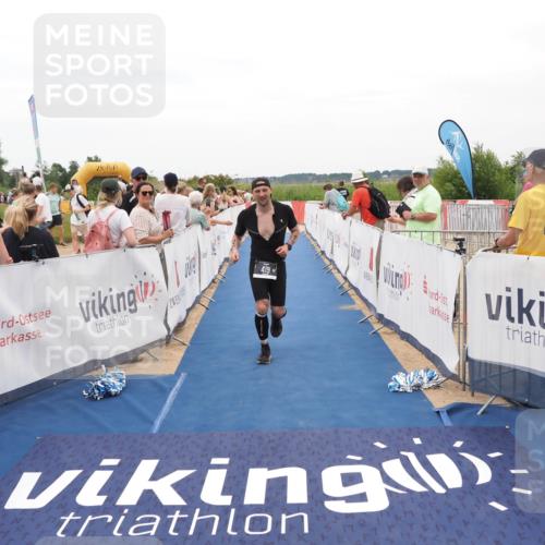22.06.2025 - Viking Triathlon MichiJ http://msf.ph/oto/8129182 22.06.2025 15:27:46 Ziel 419 meine-sportfotos.de