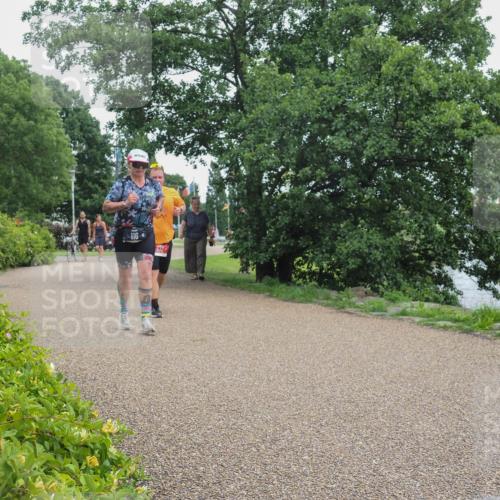 22.06.2025 - Viking Triathlon KatJ http://msf.ph/oto/8129193 22.06.2025 15:41:29 Laufen 116, 633 meine-sportfotos.de