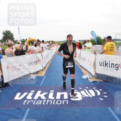 22.06.2025 - Viking Triathlon MichiJ http://msf.ph/oto/8129206 22.06.2025 15:27:47 Ziel 419 meine-sportfotos.de