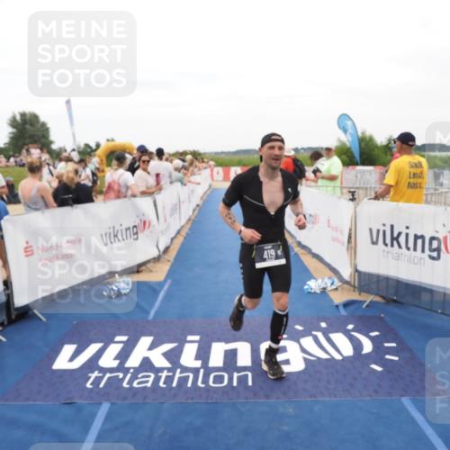 22.06.2025 - Viking Triathlon MichiJ http://msf.ph/oto/8129208 22.06.2025 15:27:47 Ziel 419 meine-sportfotos.de