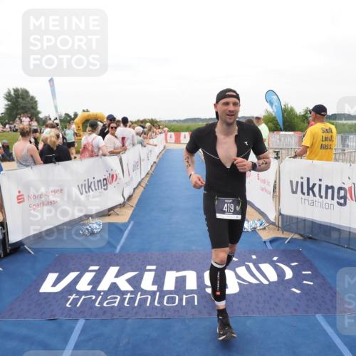 22.06.2025 - Viking Triathlon MichiJ http://msf.ph/oto/8129214 22.06.2025 15:27:48 Ziel 419 meine-sportfotos.de