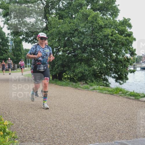 22.06.2025 - Viking Triathlon KatJ http://msf.ph/oto/8129228 22.06.2025 15:41:29 Laufen 116, 633 meine-sportfotos.de