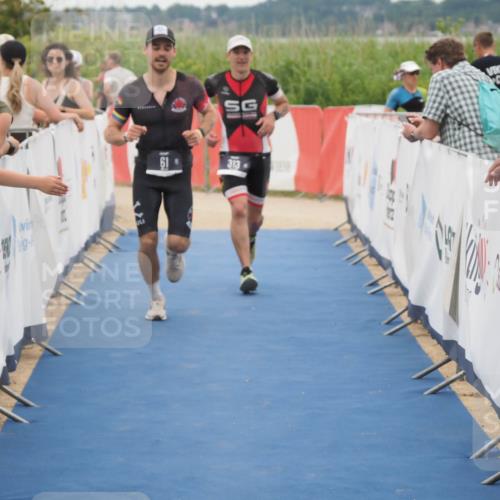 22.06.2025 - Viking Triathlon MichiJ http://msf.ph/oto/8129229 22.06.2025 15:28:01 Ziel 61, 313 meine-sportfotos.de