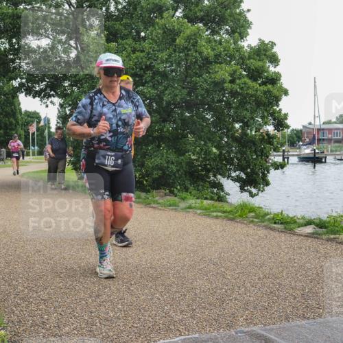 22.06.2025 - Viking Triathlon KatJ http://msf.ph/oto/8129236 22.06.2025 15:41:30 Laufen 116, 633 meine-sportfotos.de