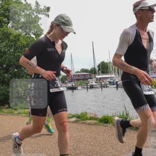 22.06.2025 - Viking Triathlon KatJ http://msf.ph/oto/8129274 22.06.2025 13:55:58 Laufen 21, 264, 285 meine-sportfotos.de
