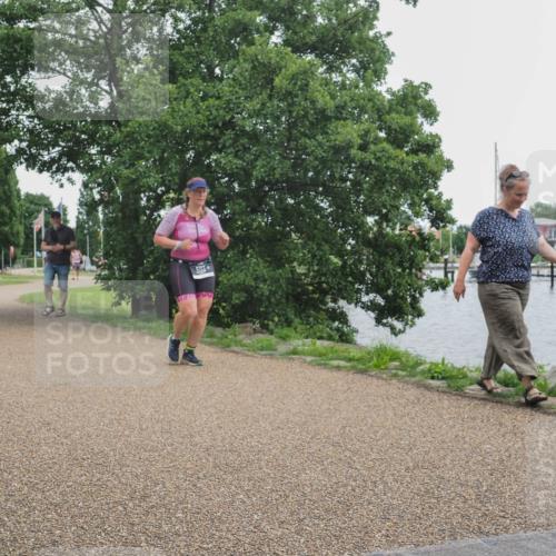 22.06.2025 - Viking Triathlon KatJ http://msf.ph/oto/8129284 22.06.2025 15:41:37 Laufen 503 meine-sportfotos.de
