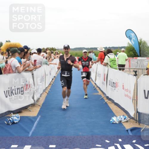 22.06.2025 - Viking Triathlon MichiJ http://msf.ph/oto/8129297 22.06.2025 15:28:04 Ziel 61, 313 meine-sportfotos.de
