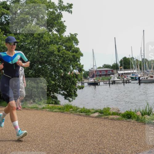 22.06.2025 - Viking Triathlon KatJ http://msf.ph/oto/8129355 22.06.2025 13:56:21 Laufen 11, 123 meine-sportfotos.de