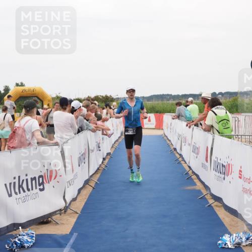 22.06.2025 - Viking Triathlon MichiJ http://msf.ph/oto/8129368 22.06.2025 15:28:29 Ziel 157, 350 meine-sportfotos.de