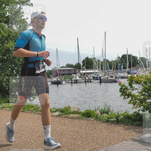 22.06.2025 - Viking Triathlon KatJ http://msf.ph/oto/8129385 22.06.2025 13:56:29 Laufen 121 meine-sportfotos.de