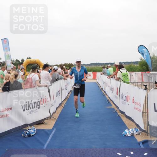 22.06.2025 - Viking Triathlon MichiJ http://msf.ph/oto/8129386 22.06.2025 15:28:30 Ziel 157, 350 meine-sportfotos.de