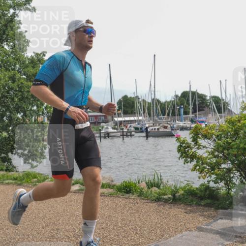 22.06.2025 - Viking Triathlon KatJ http://msf.ph/oto/8129387 22.06.2025 13:56:29 Laufen 121 meine-sportfotos.de