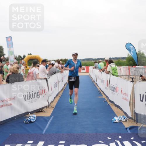 22.06.2025 - Viking Triathlon MichiJ http://msf.ph/oto/8129392 22.06.2025 15:28:30 Ziel 157, 350 meine-sportfotos.de