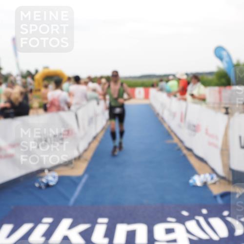22.06.2025 - Viking Triathlon MichiJ http://msf.ph/oto/8129498 22.06.2025 15:28:49 Ziel 47, 296 meine-sportfotos.de