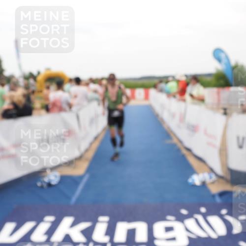 22.06.2025 - Viking Triathlon MichiJ http://msf.ph/oto/8129500 22.06.2025 15:28:49 Ziel 47, 296 meine-sportfotos.de