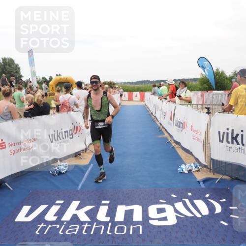 22.06.2025 - Viking Triathlon MichiJ http://msf.ph/oto/8129517 22.06.2025 15:28:50 Ziel 47, 296 meine-sportfotos.de