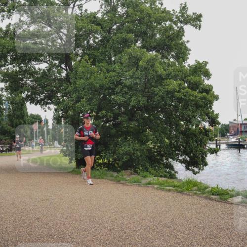 22.06.2025 - Viking Triathlon KatJ http://msf.ph/oto/8129632 22.06.2025 15:44:46 Laufen 142 meine-sportfotos.de