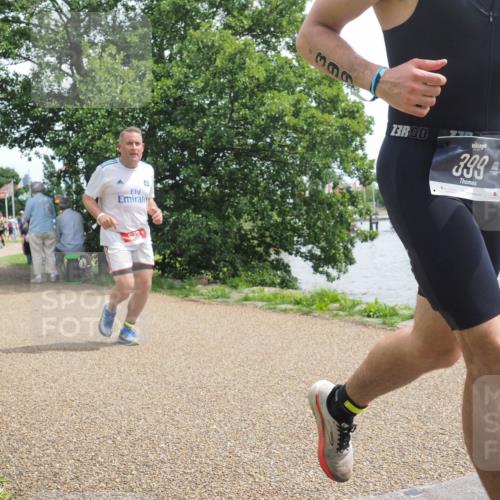 22.06.2025 - Viking Triathlon KatJ http://msf.ph/oto/8129642 22.06.2025 13:58:04 Laufen 399, 526, 638 meine-sportfotos.de
