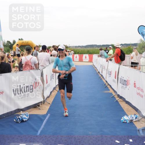 22.06.2025 - Viking Triathlon MichiJ http://msf.ph/oto/8129673 22.06.2025 15:29:04 Ziel 68 meine-sportfotos.de