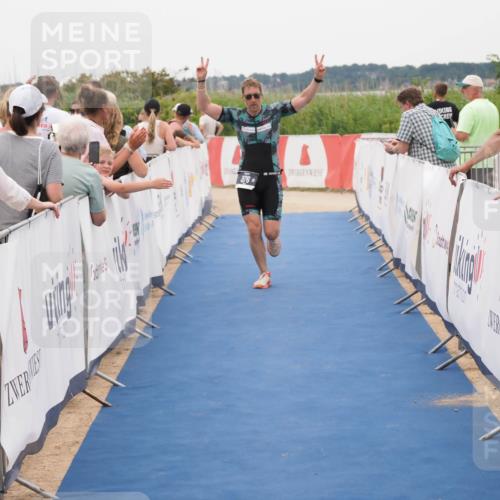 22.06.2025 - Viking Triathlon MichiJ http://msf.ph/oto/8129713 22.06.2025 15:29:19 Ziel 376 meine-sportfotos.de