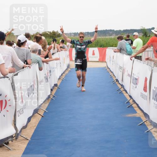 22.06.2025 - Viking Triathlon MichiJ http://msf.ph/oto/8129720 22.06.2025 15:29:19 Ziel 376 meine-sportfotos.de