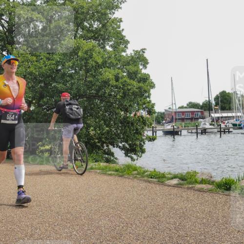 22.06.2025 - Viking Triathlon KatJ http://msf.ph/oto/8129815 22.06.2025 13:58:32 Laufen 372, 554 meine-sportfotos.de